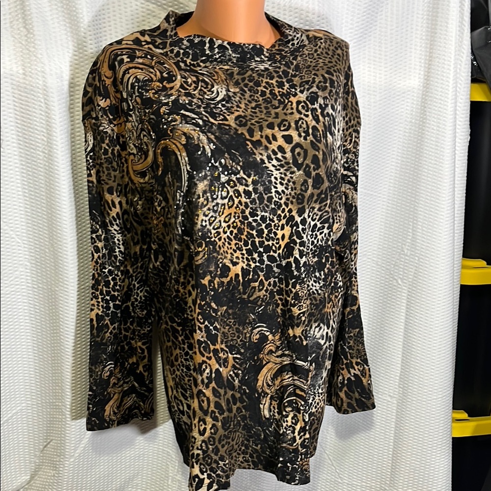 Black and Brown Oversized Boxy Long Sleeve Blouse